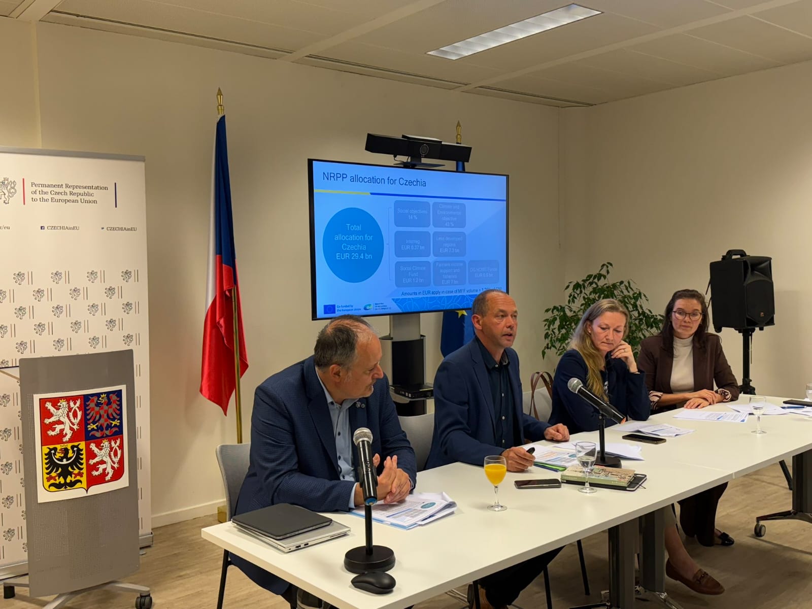 Ministr Petr Kulhánek jednal v Bruselu o budoucnosti evropských fondů a představil české priority