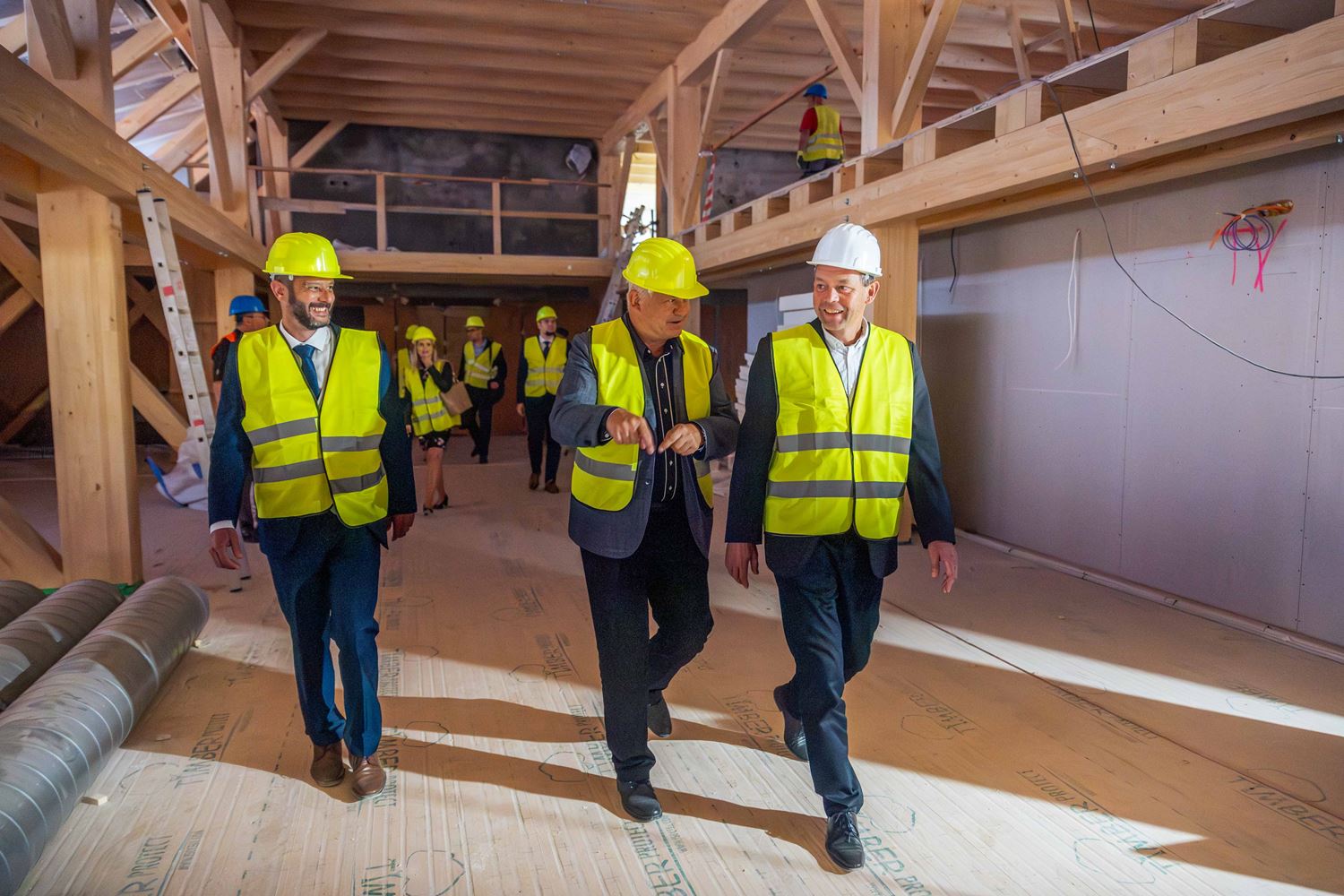 Ministr Petr Kulhánek navštívil Jihočeský a Plzeňský kraj. Podpořené projekty ukazují, jak evropské 